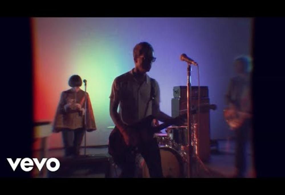 Noel Gallagher’s High Flying Birds - Holy Mountain