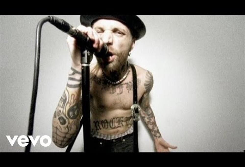 Backyard Babies - Dysfunctional Professional
