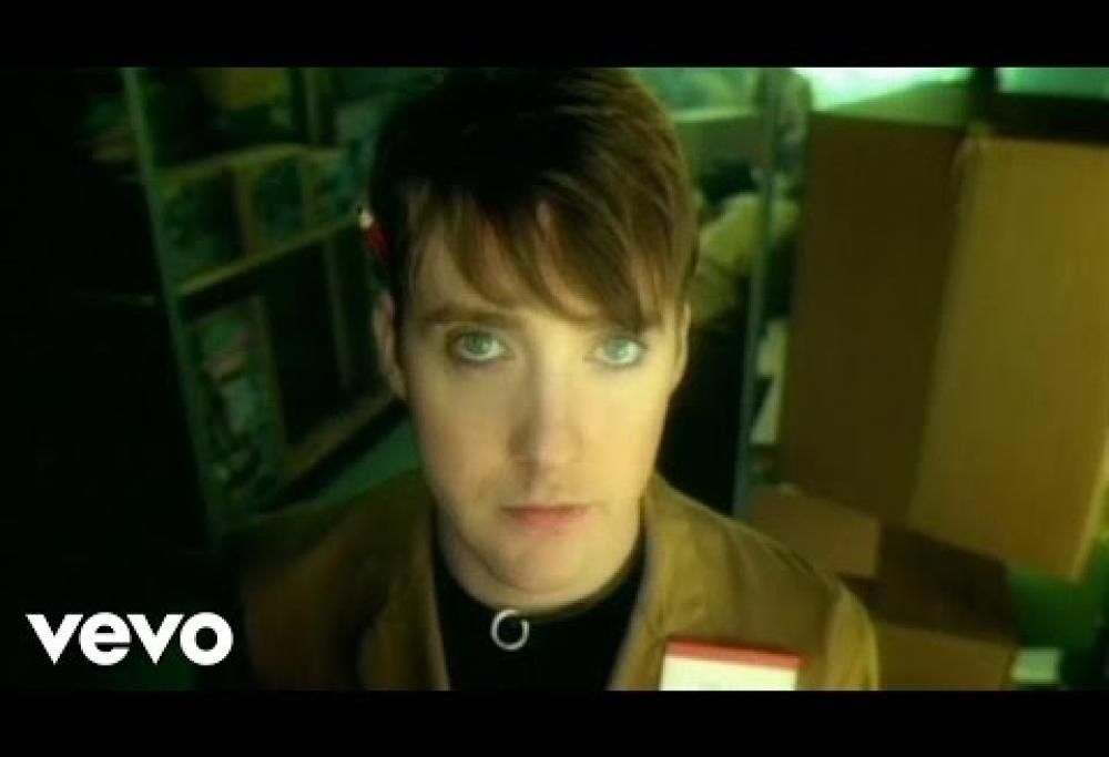Kaiser Chiefs - Oh My God