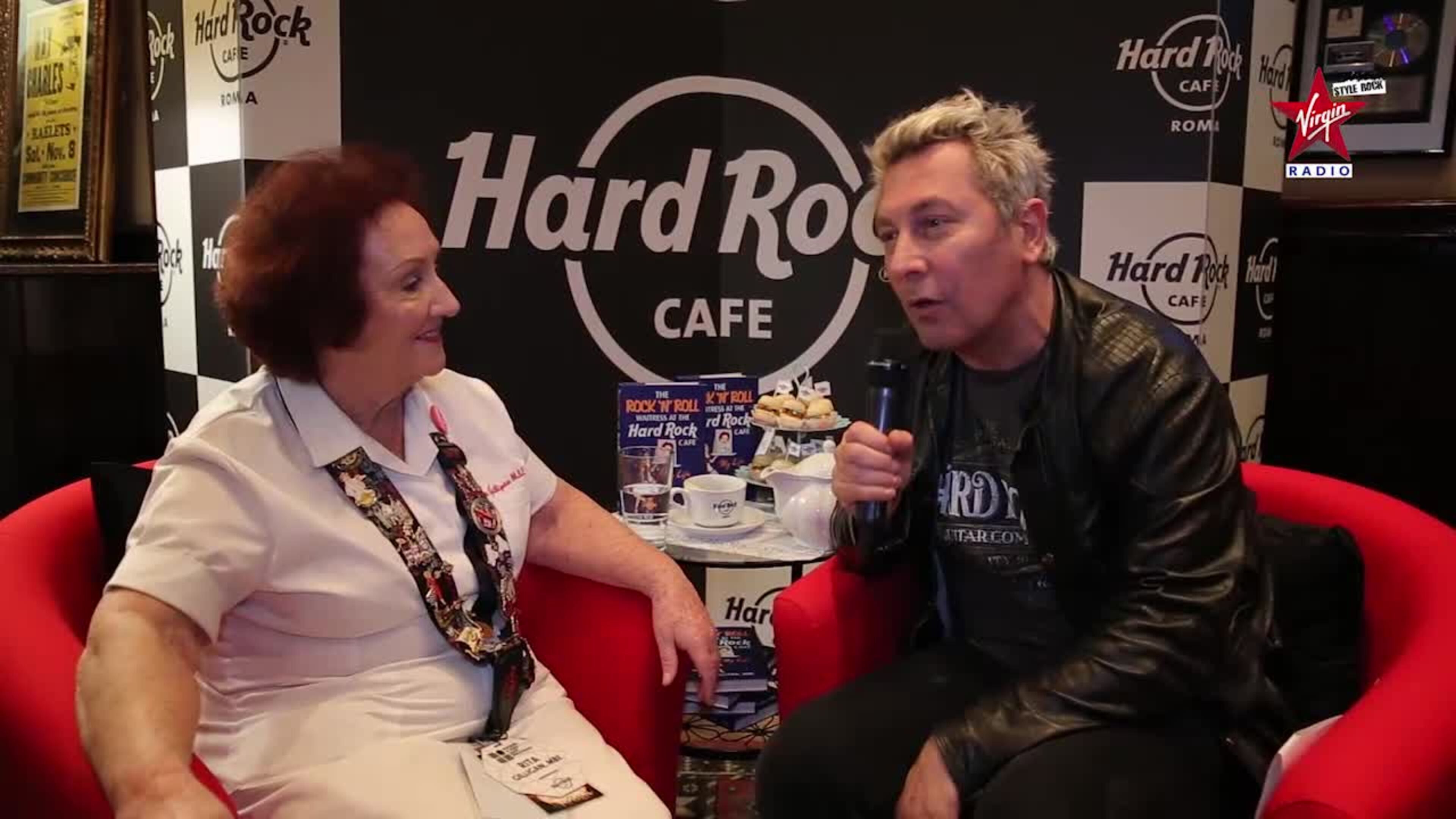 Ringo intervista Rita Gilligan, la prima cameriera di Hard Rock Cafe: guarda l'anteprima!