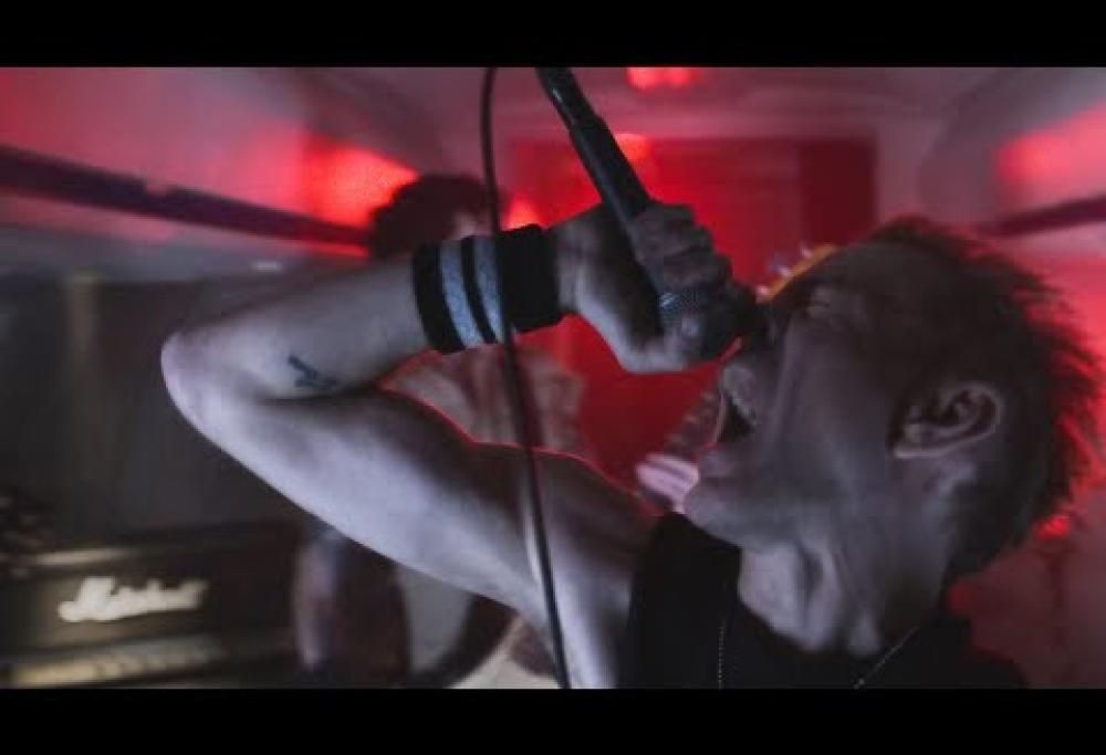 Sum 41: pubblicato il nuovo singolo Rise Up, primo estratto dall'album "Heaven :x: Hell". Ascoltalo qui e guarda il video