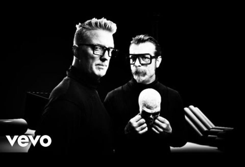 Eagles of Death Metal - Complexity