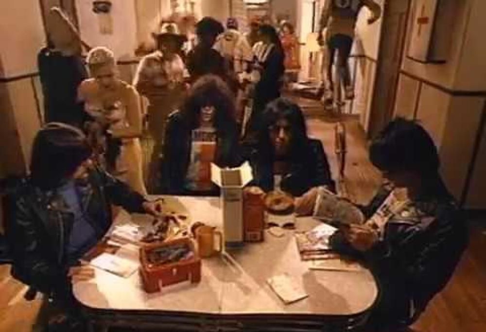 The Ramones - I Wanna Be Sedated