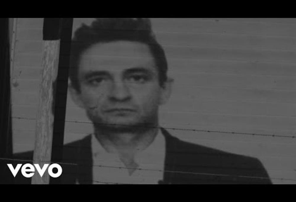 Johnny Cash - She Used To Love Me A Lot