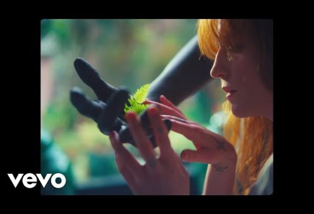 Florence + The Machine – Hunger