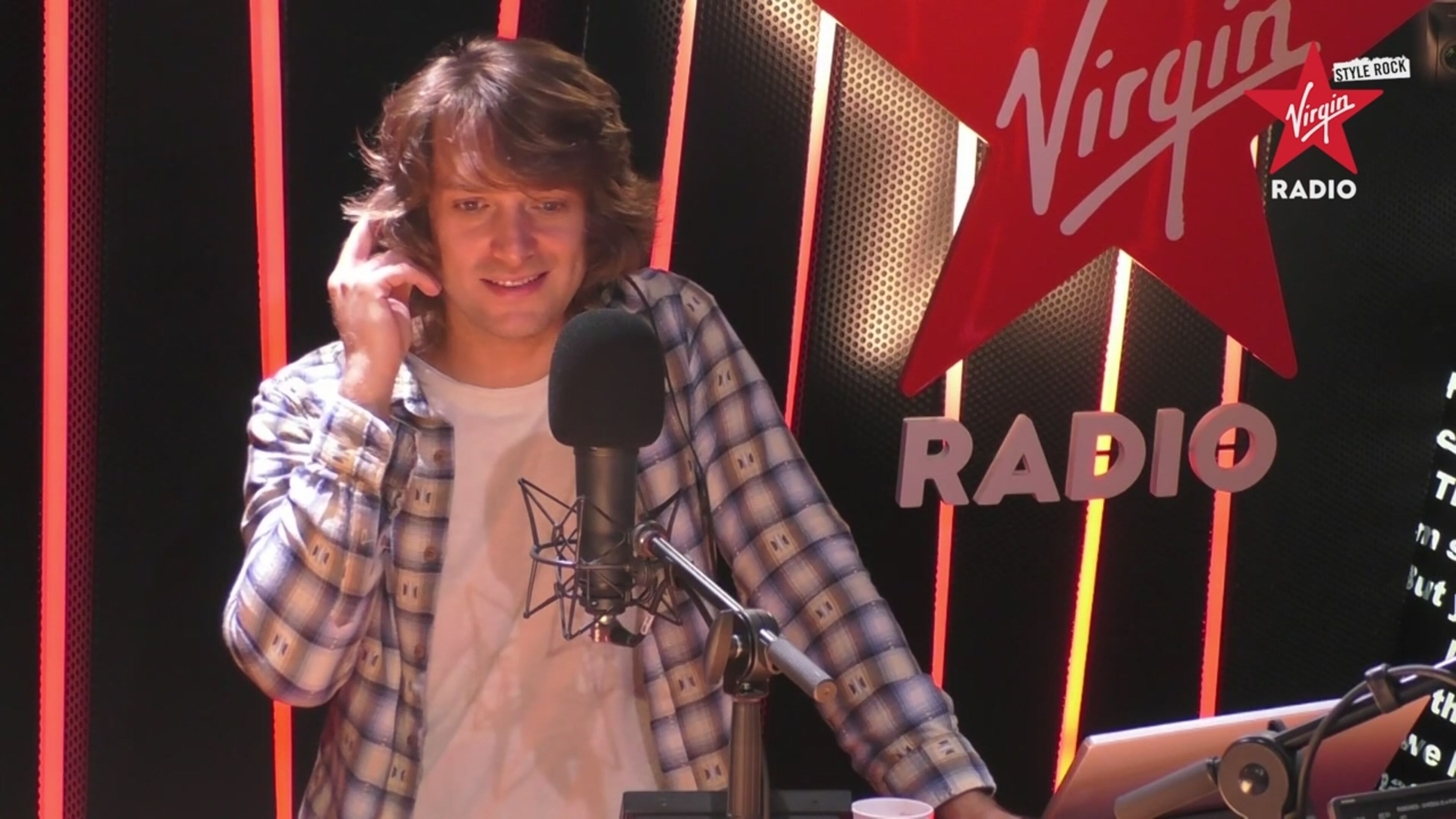 Paolo Nutini: guarda l’intervista e il live a Virgin Radio