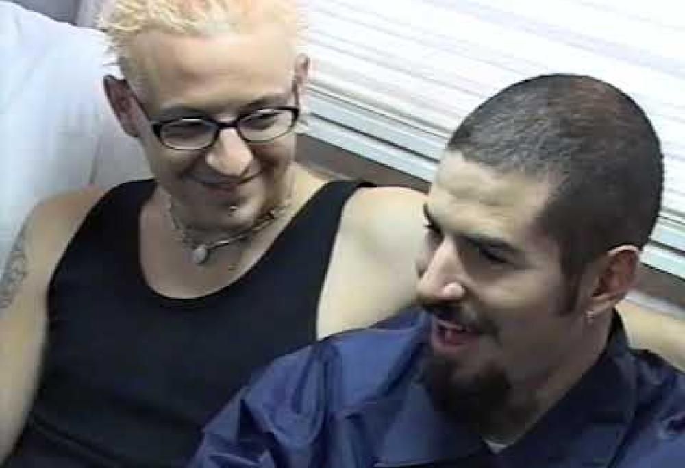 Linkin Park: pubblicato il backstage inedito delle riprese di One Step Closer. Guarda il video con l'intervista a Chester Bennington