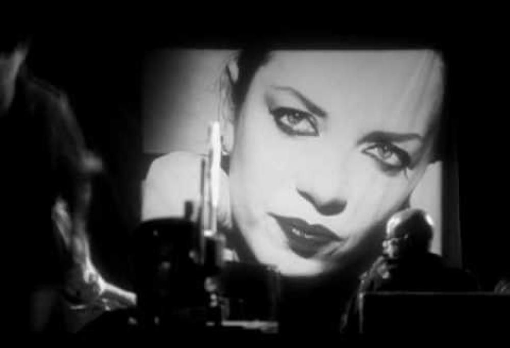 Garbage - Why Do You Love Me