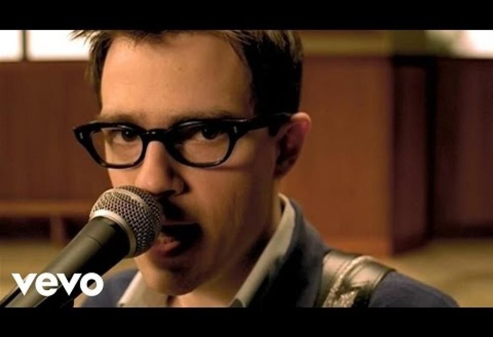 Weezer - Hash Pipe