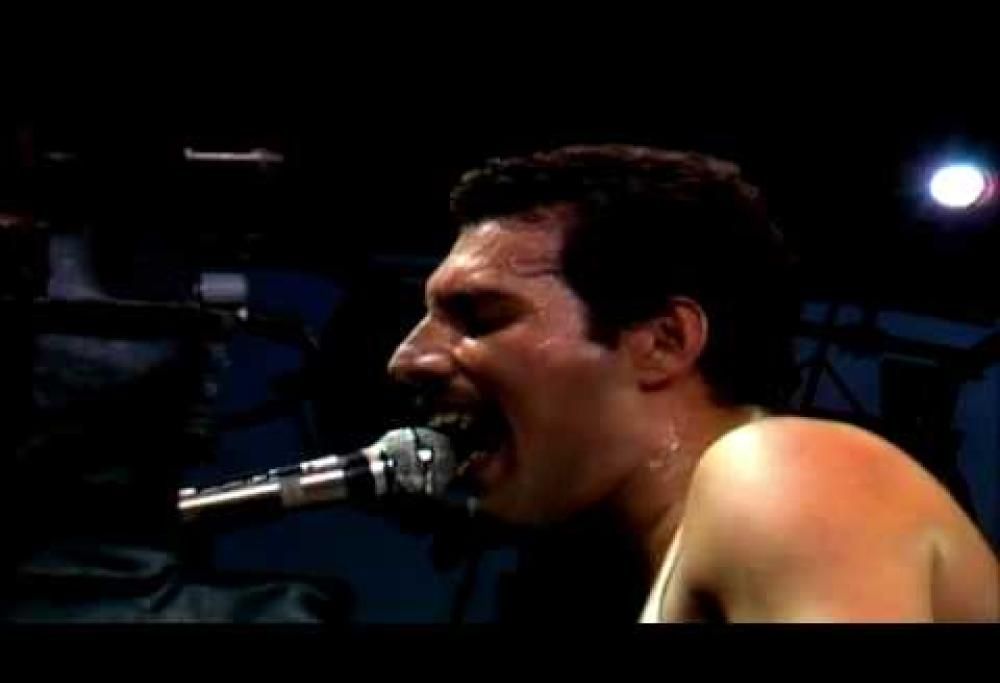 Queen - Play The Game (live)
