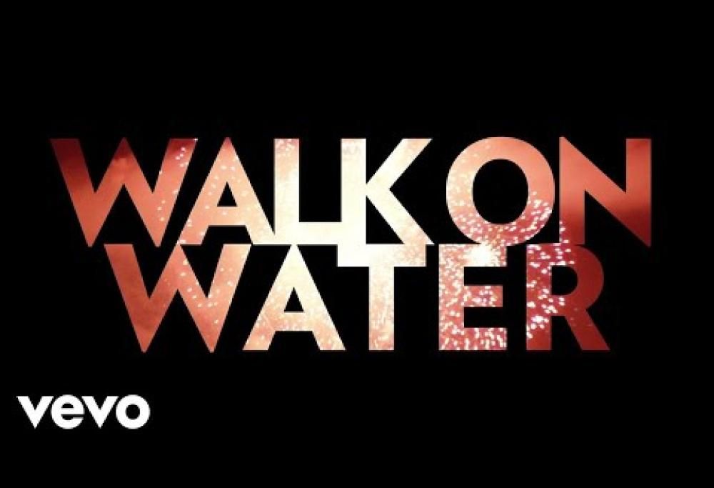 30 Seconds To Mars - Walk On Water