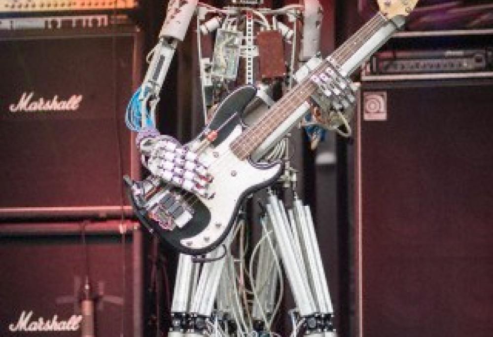 La band composta solo da robot!