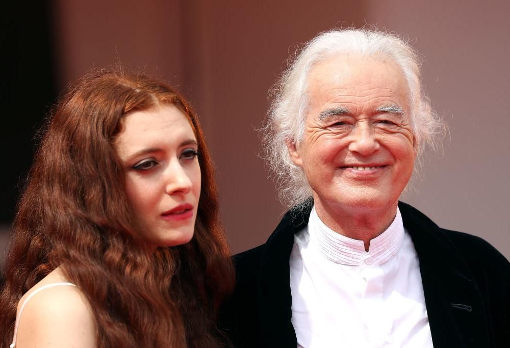 Led Zeppelin, Jimmy Page a Venezia per la presentazione del docufilm “Becoming Led Zeppelin”. Guarda le foto più belle