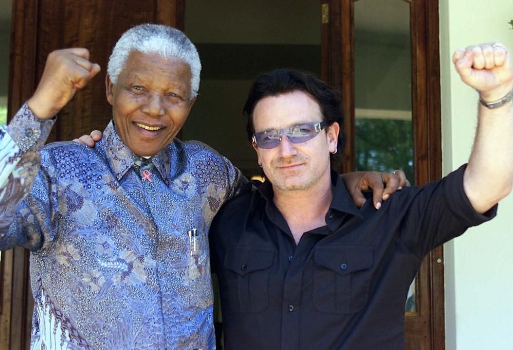 In memory of Nelson Mandela: guarda le foto con le rockstar!
