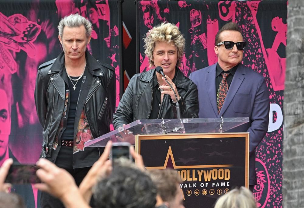 I Green Day hanno ricevuto la stella sulla Hollywood Walk of Fame. Guarda il video e le foto