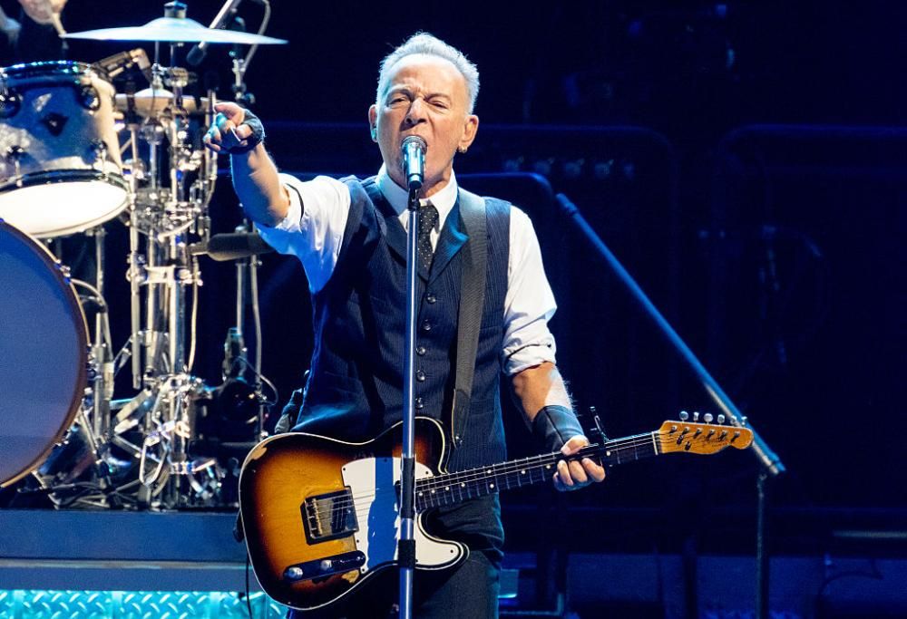 Bruce Springsteen: guarda le foto (e il video) del concerto a Manchester