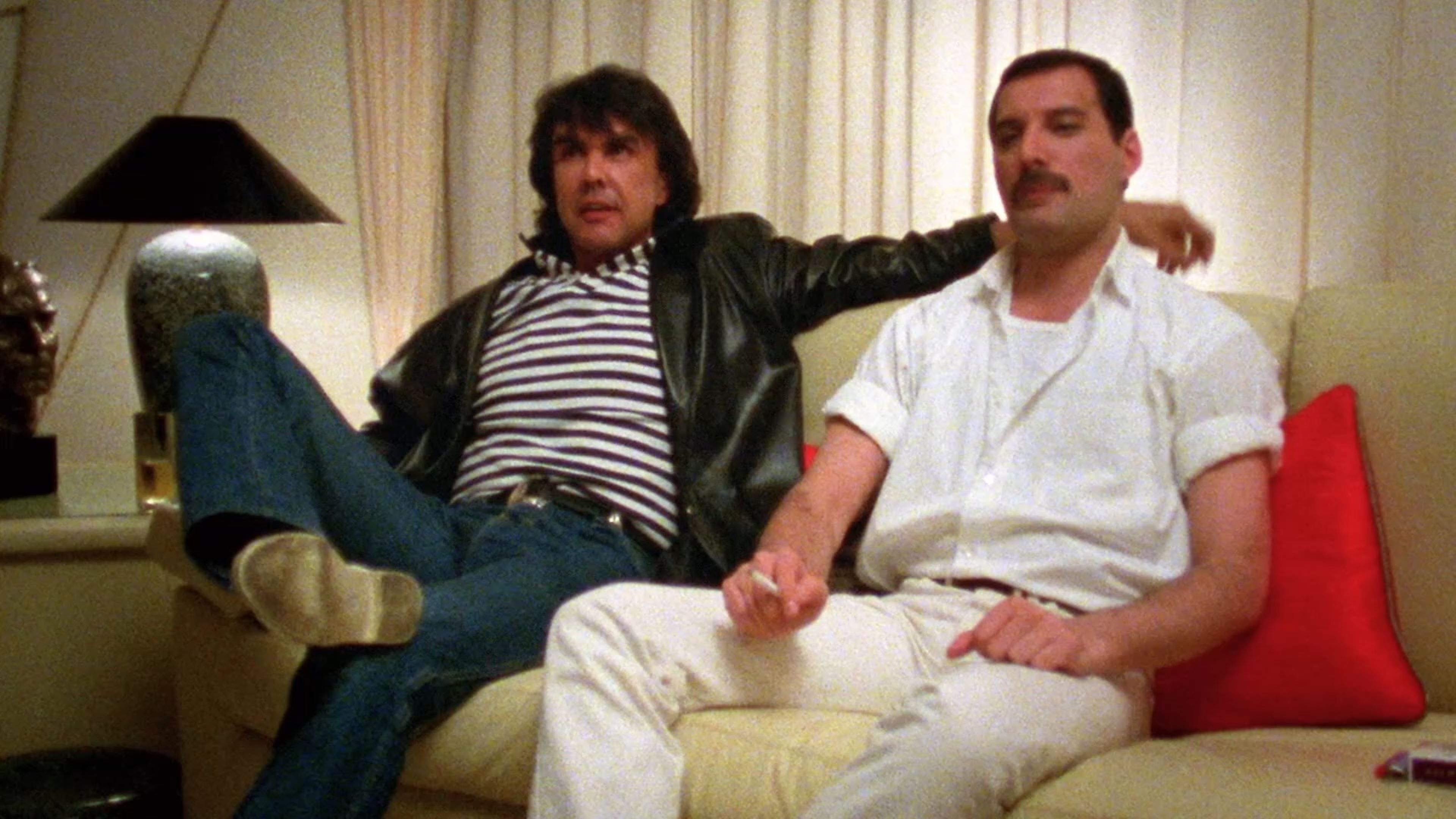 Freddie Mercury: e' uscito l'inedito Time Waits For No One. Guarda l'intervista del 1986 e ascolta il brano