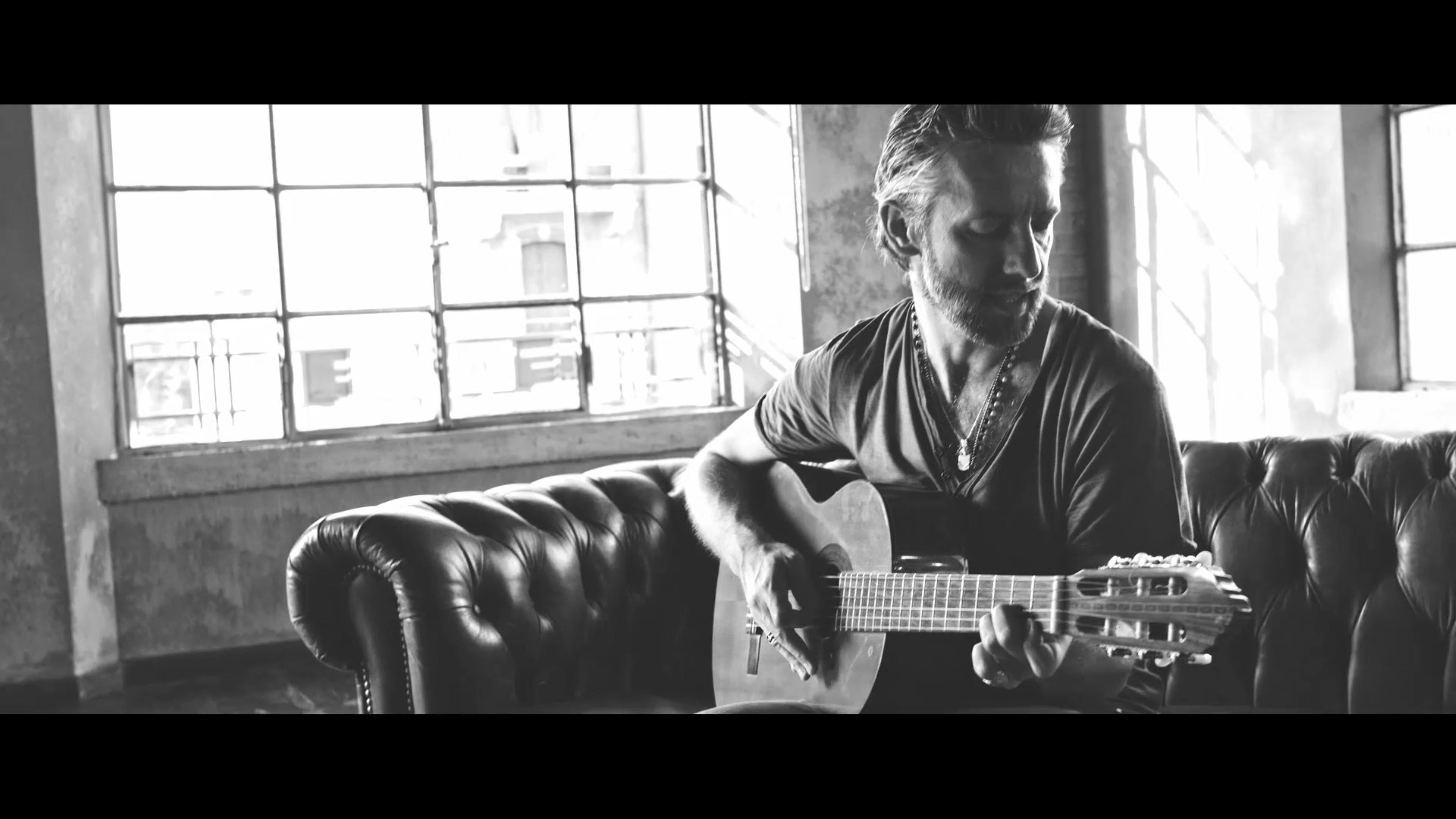 Babylonia: il video di Back To You in anteprima esclusiva. Guardalo ora!