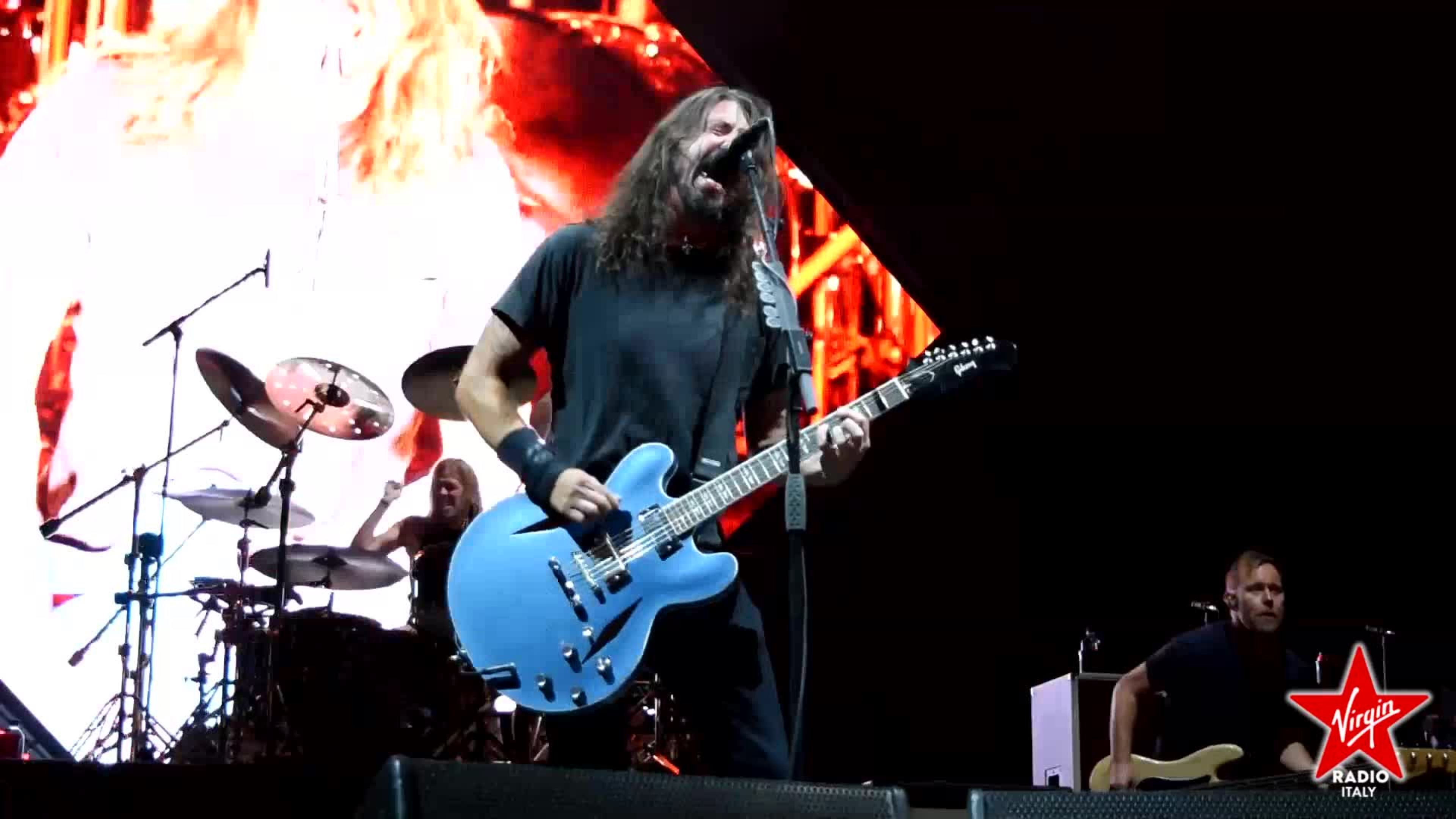 Cal Jam 17: Il video reportage del grandioso festival dei Foo Fighters in California con gli ascoltatori Virgin!
