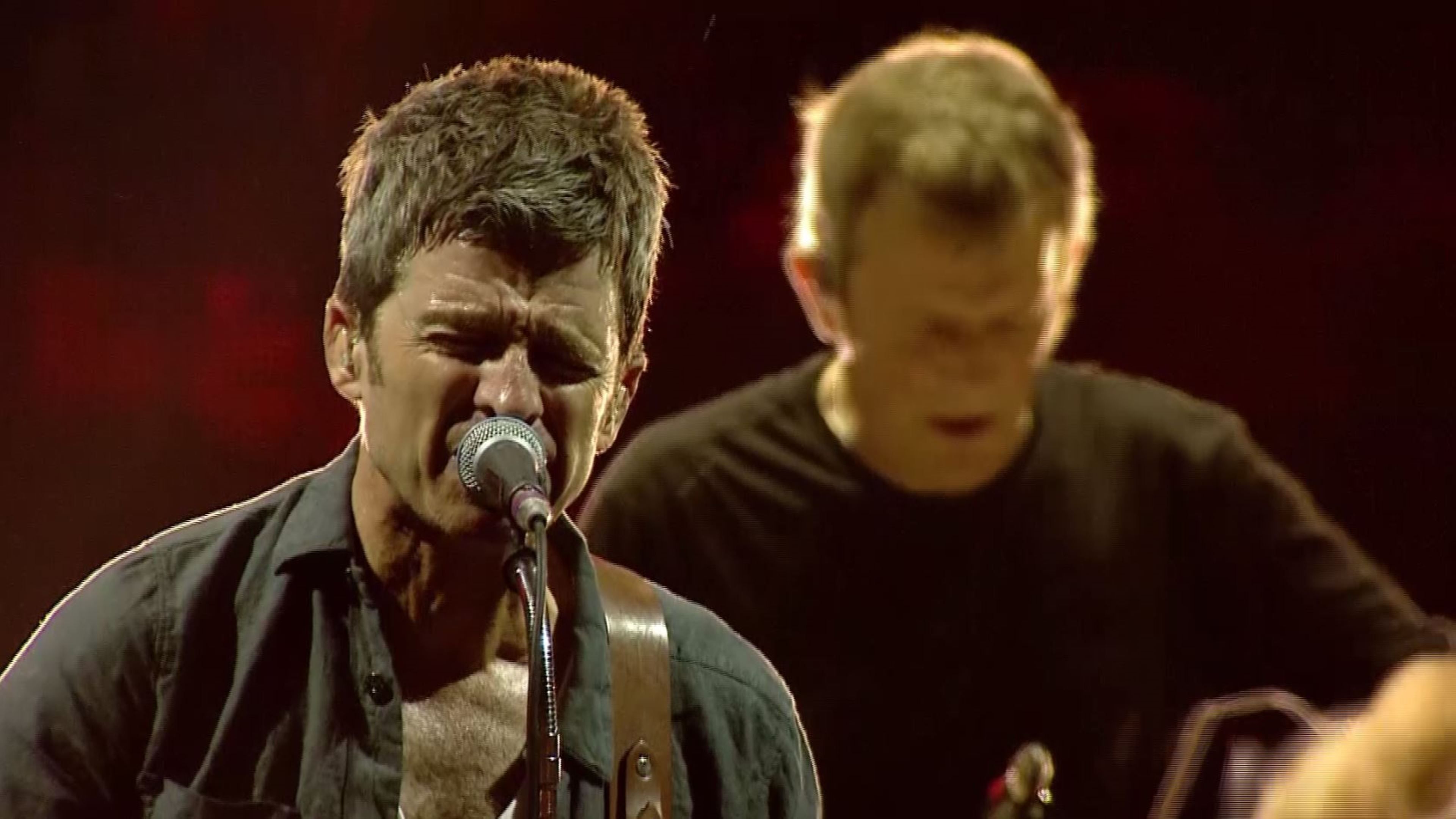Noel Gallagher: guarda le esibizioni di Wonderwall e Don't Look Back In Anger a Idays Milano