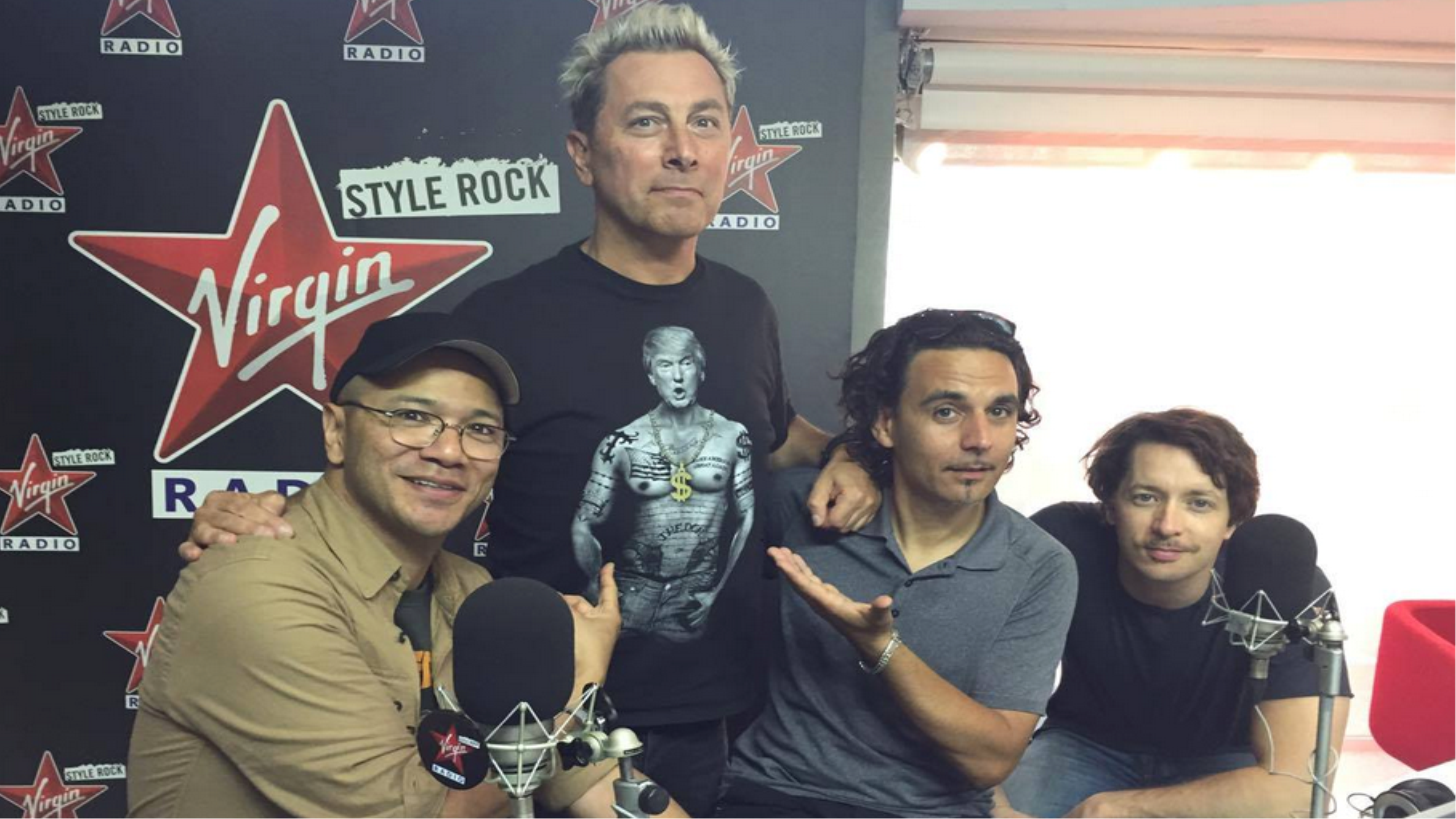 Danko Jones: il video con l'intervista a Revolver con Ringo