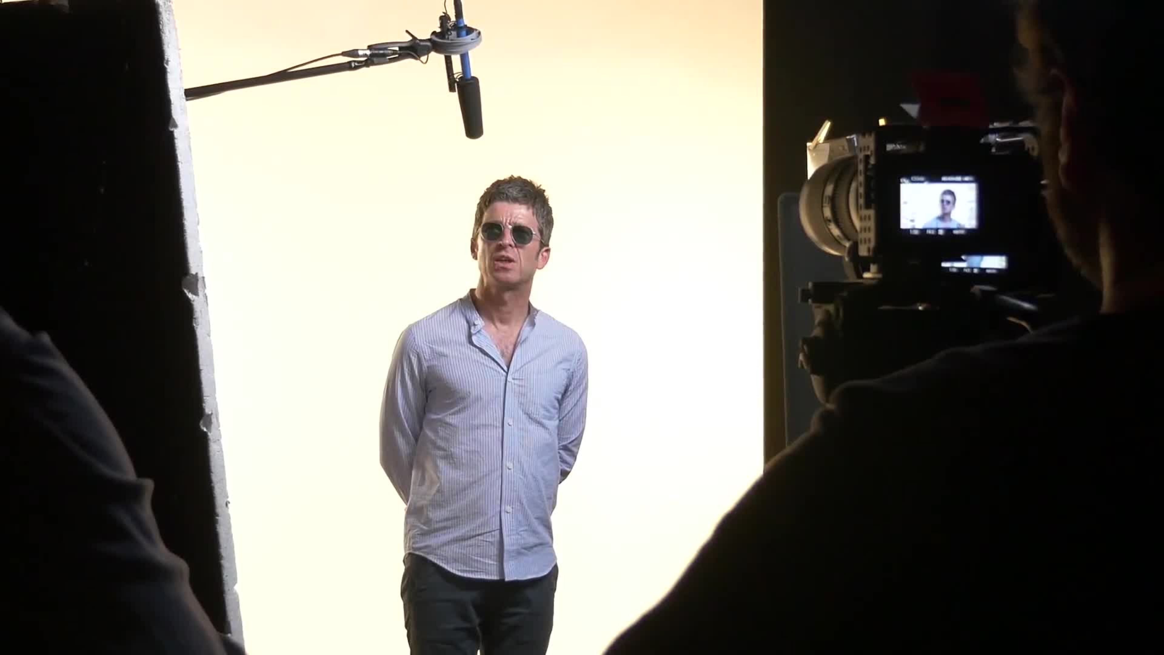 Noel Gallagher Rock Ambassador: il backstage e la consegna della chitarra firmata Paoletti Guitars!