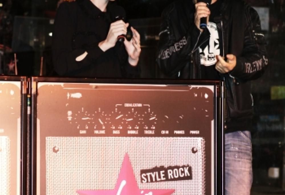 Le immagini del truck di Virgin Radio