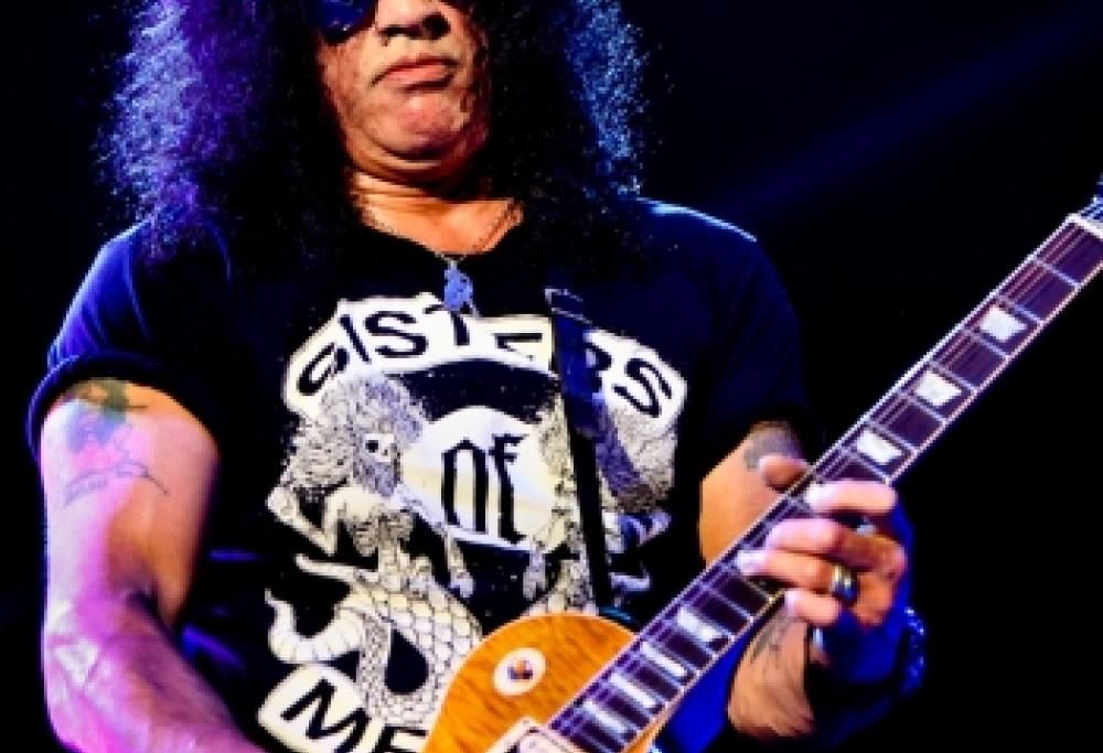Slash live a Bologna