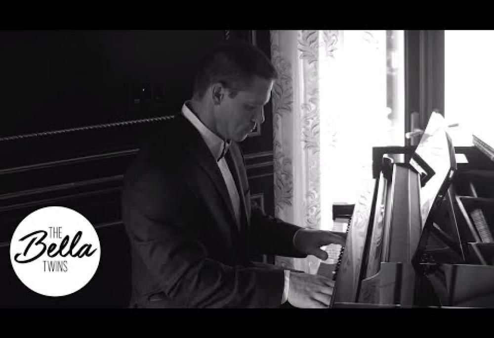 John Cena inedito: dal ring al pianoforte. Ecco la sua versione di Where Is My Mind? dei Pixies. Guarda il video