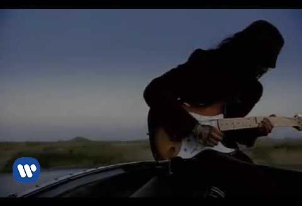 Red Hot Chili Peppers - Scar Tissue