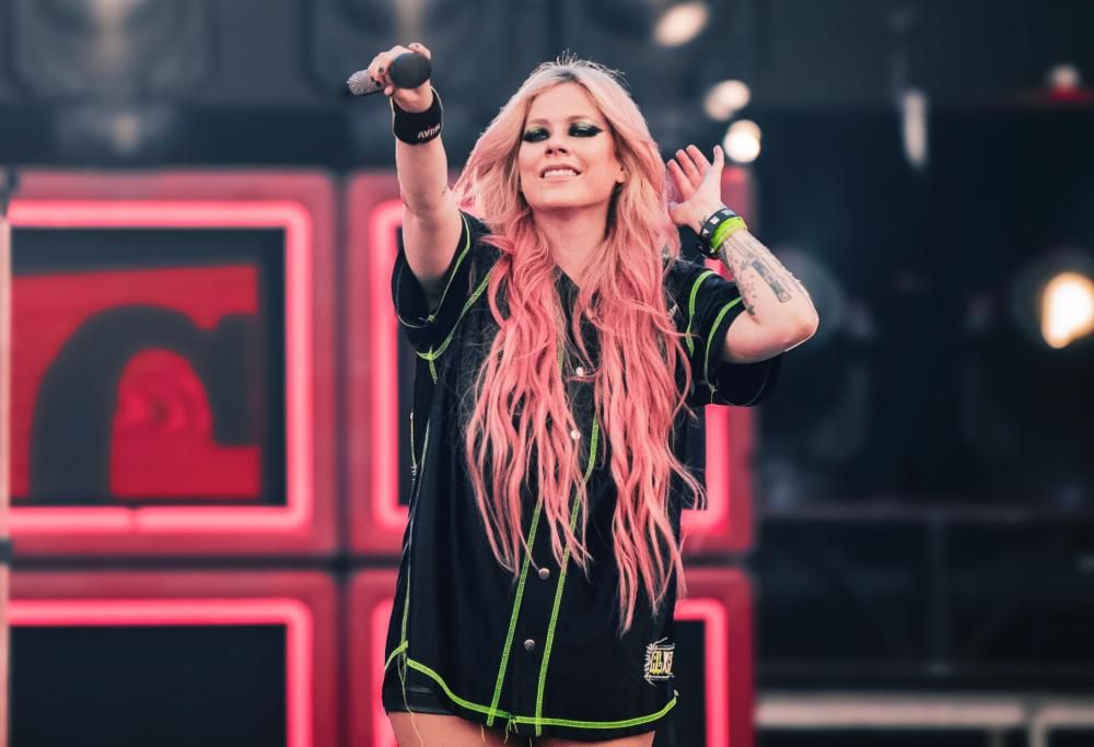 Avril Lavigne: le foto e la scaletta del concerto a I-Days Milano 2024
