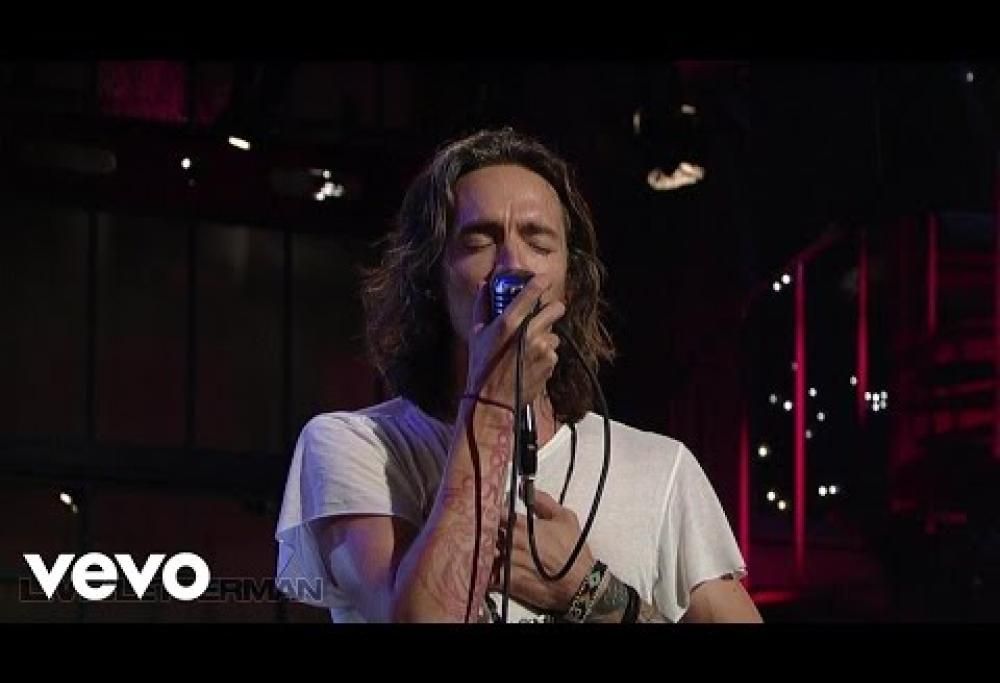 Incubus – Love Hurts