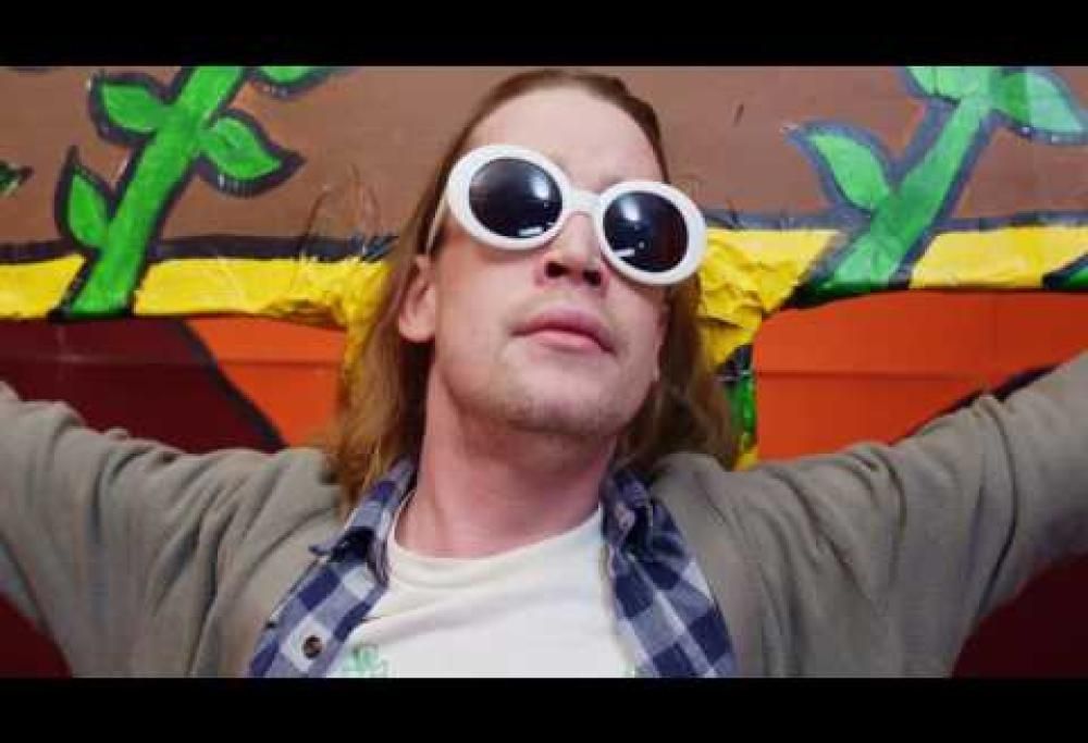 Macaulay Culkin interpreta Kurt Cobain: ecco il video!
