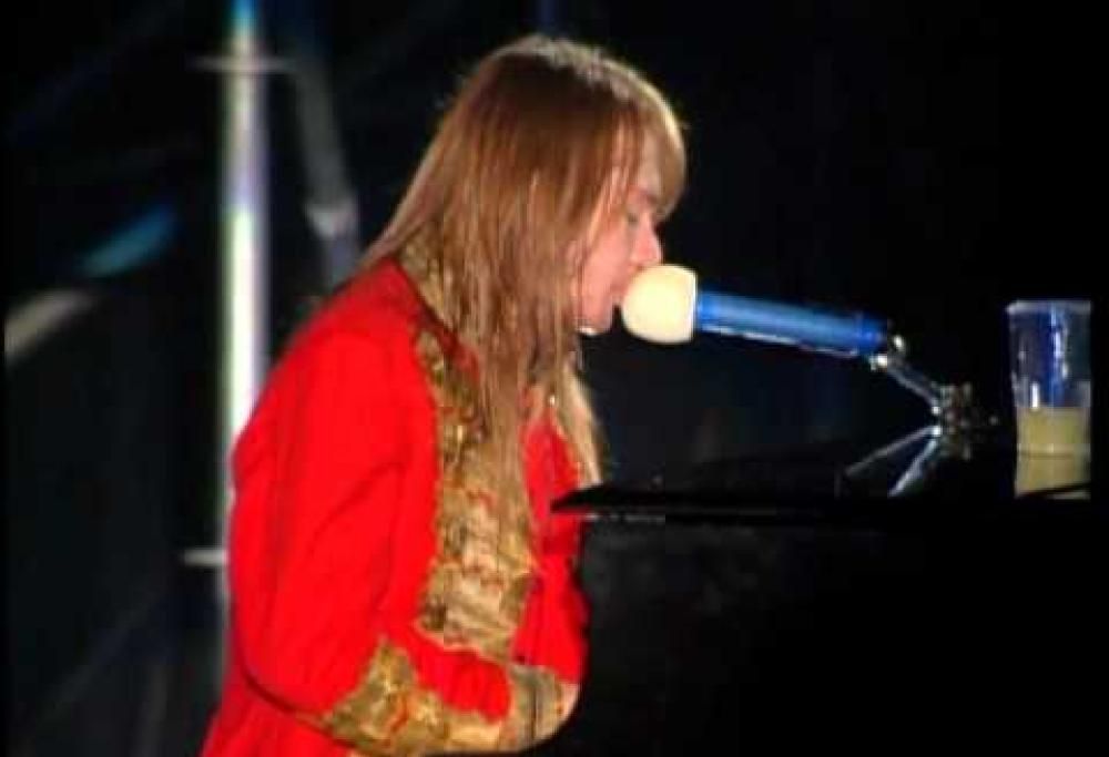 Guns N' Roses - November Rain (live)