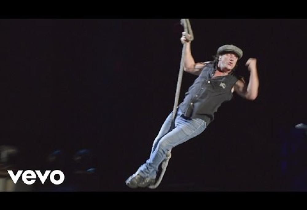 AC/DC - Hells Bells (Live)