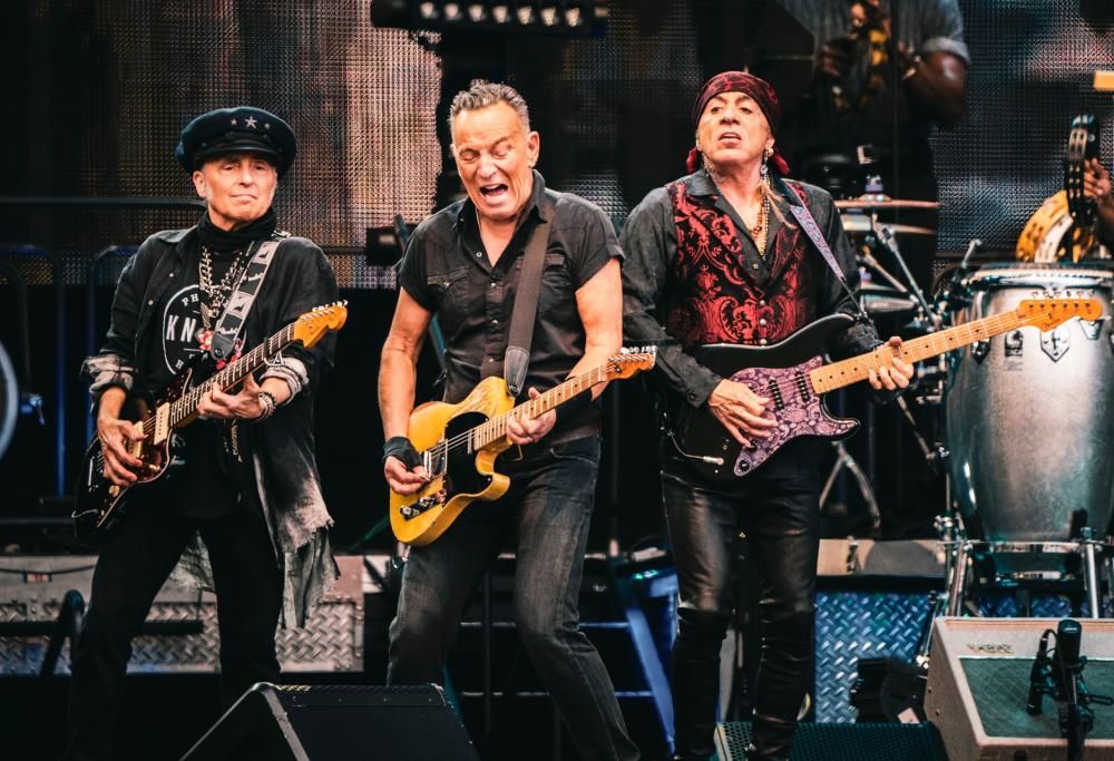 Bruce Springsteen & E Street Band: le foto più belle e la scaletta del concerto a Roma