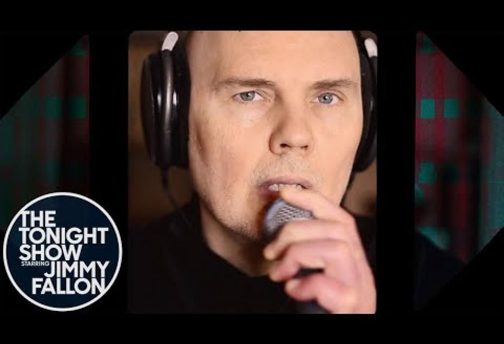 Gli Smashing Pumpking si sono esibiti in diretta da Jimmy Fallon con sil singolo Cyr. Guarda il video
