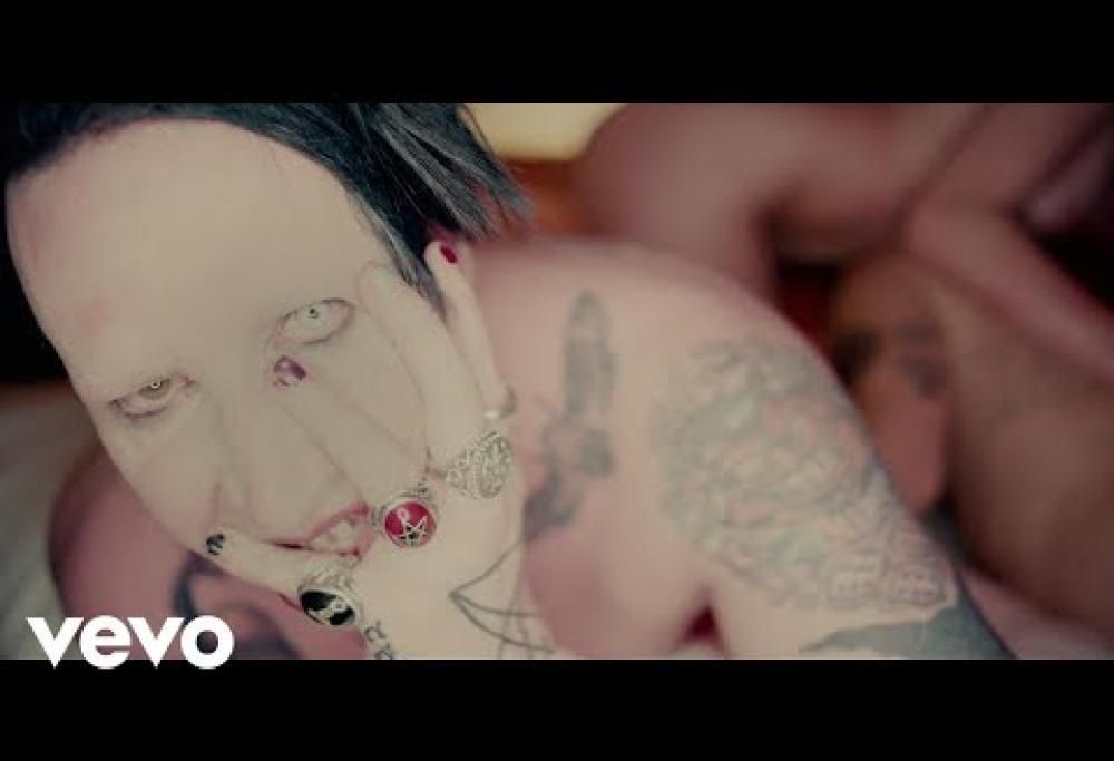 Marilyn Manson - KILL4ME