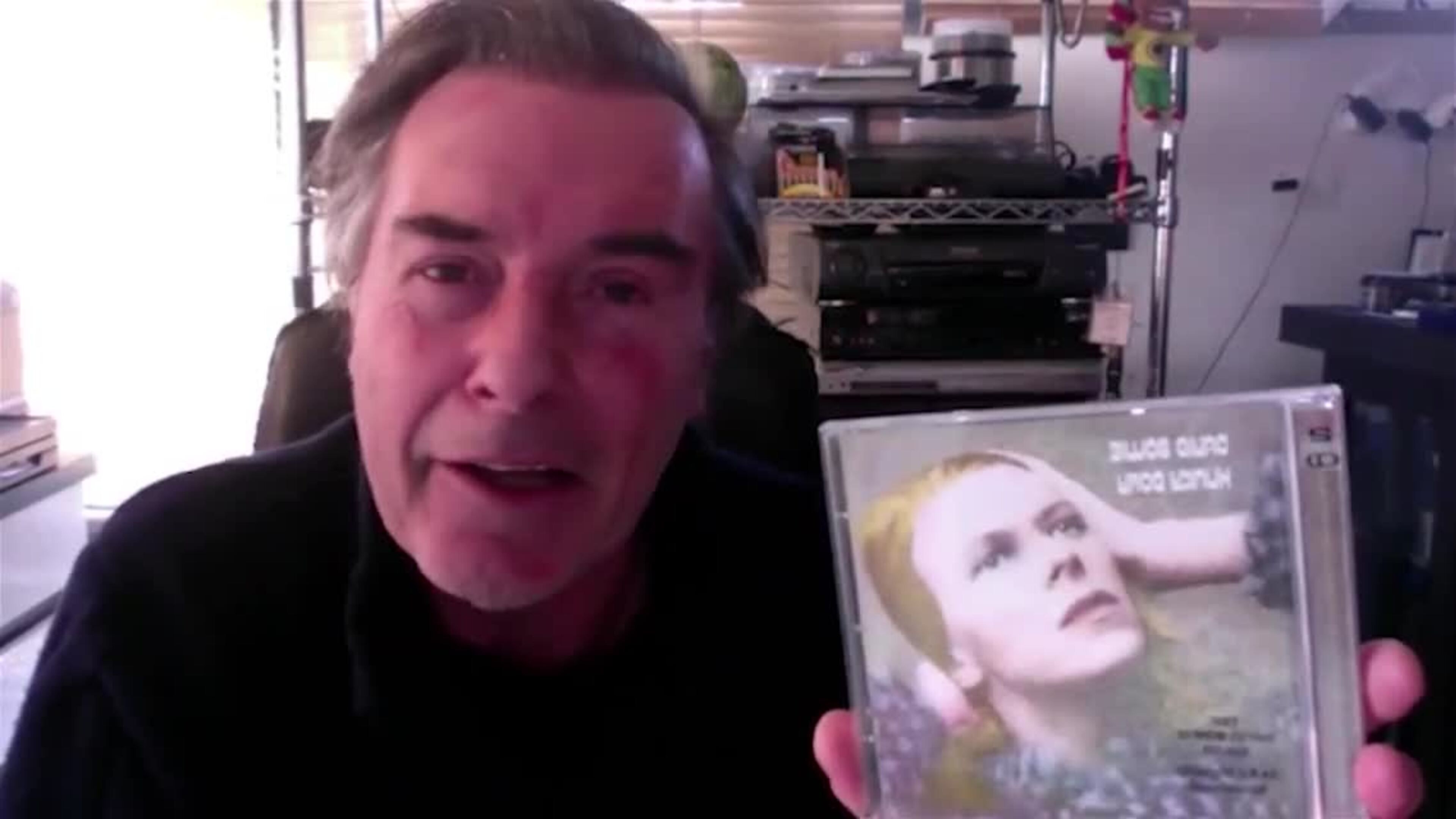 Addio David Bowie: Carlo Massarini ricorda la leggenda del rock