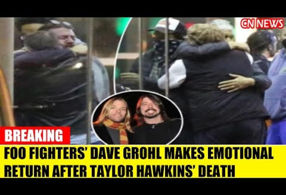 Taylor Hawkins, il ritorno dei Foo Fighters all'aeroporto di Los Angeles. Guarda il video