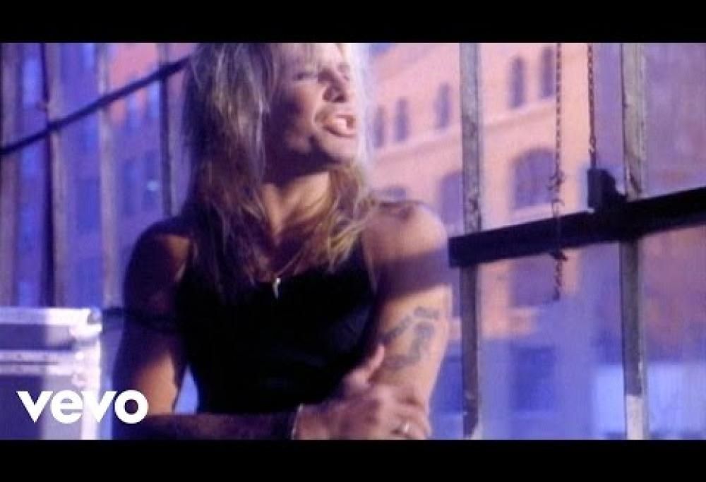 Mötley Crüe - Don’t Go Away Mad (Just Go Away)