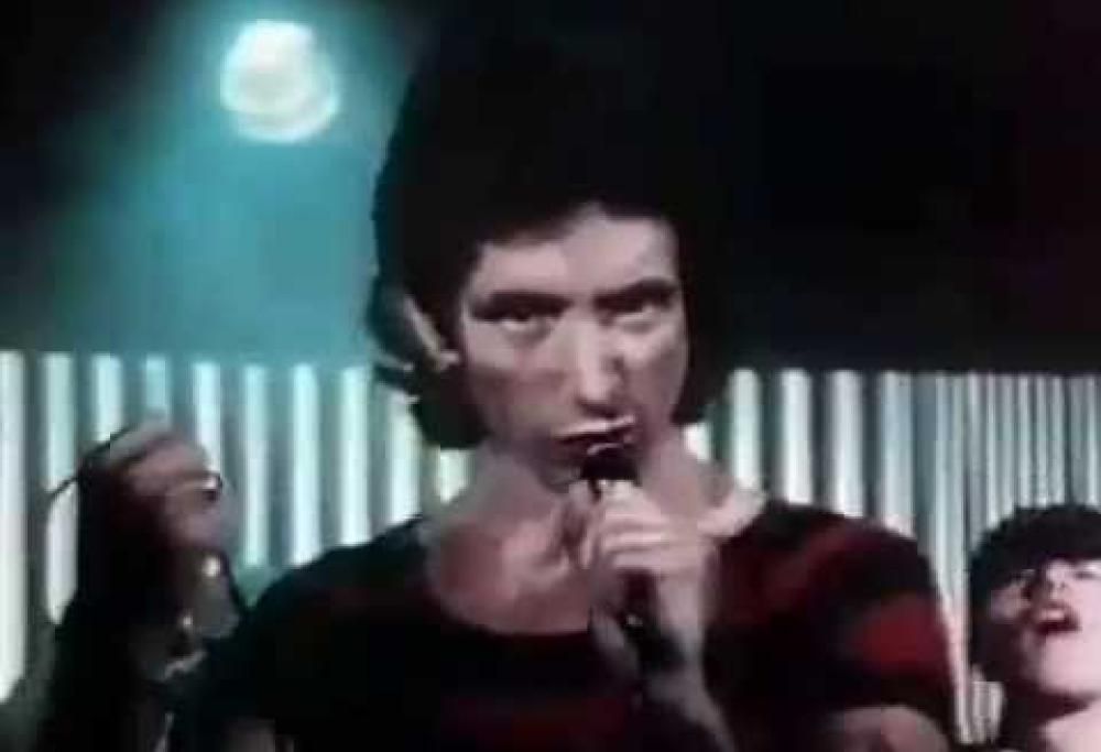 AC/DC - Dirty Deeds Done Dirt Cheap