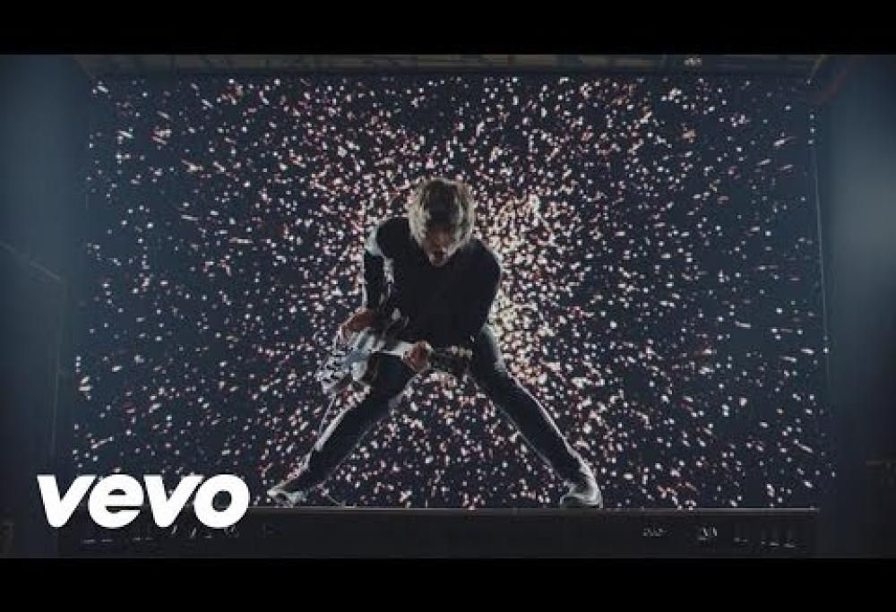 Miles Kane - Give Up