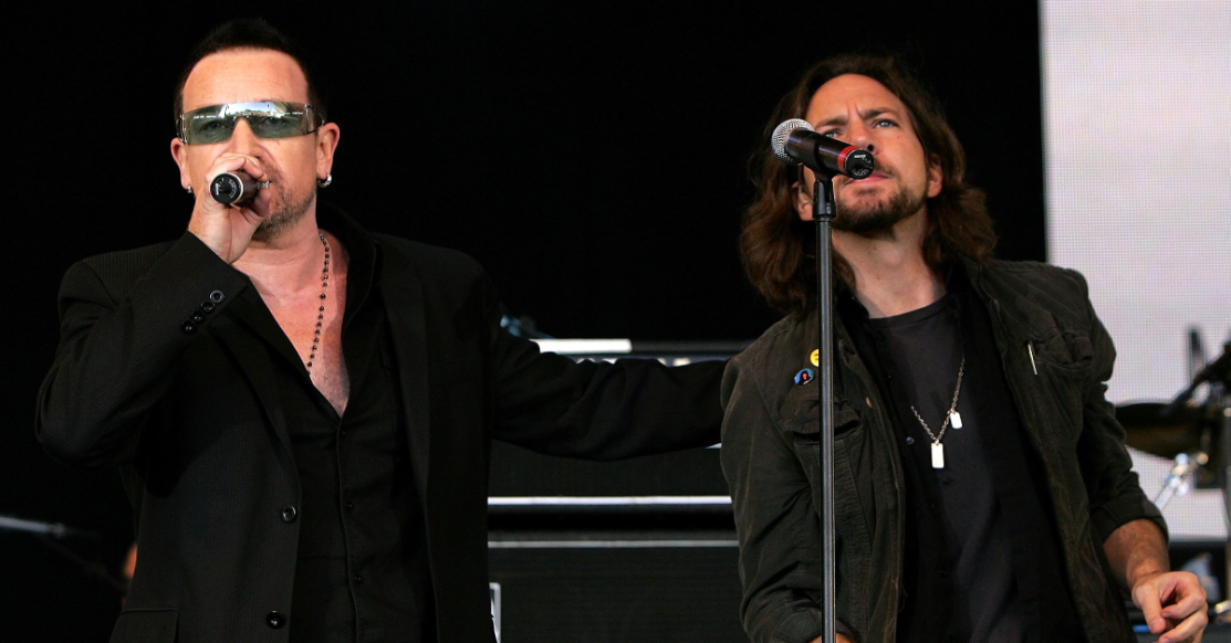 Il giorno in cui Eddie Vedder mise in crisi Bono: “Per gli U2 il rock è una corsa al successo. Noi vogliamo solo suonare”
