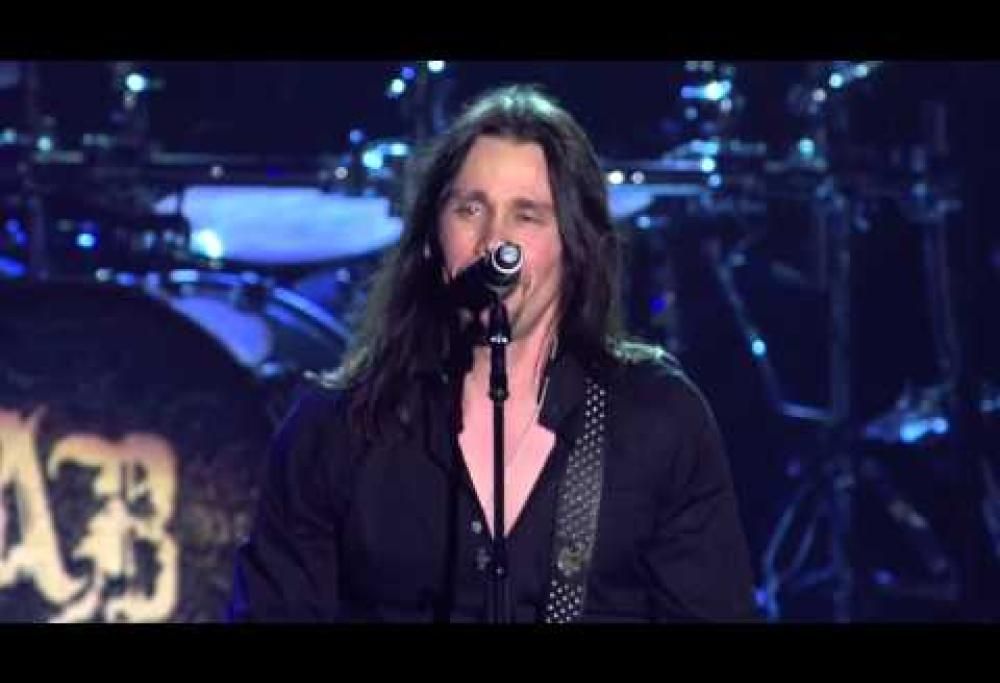 Alter Bridge - Before Tomorrow Comes (Live)