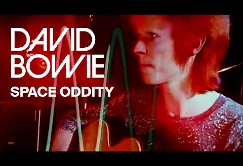 David Bowie - Space Oddity