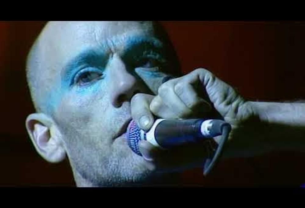 R.E.M. - It's The End Of The World As We Know It (And I Feel Fine)