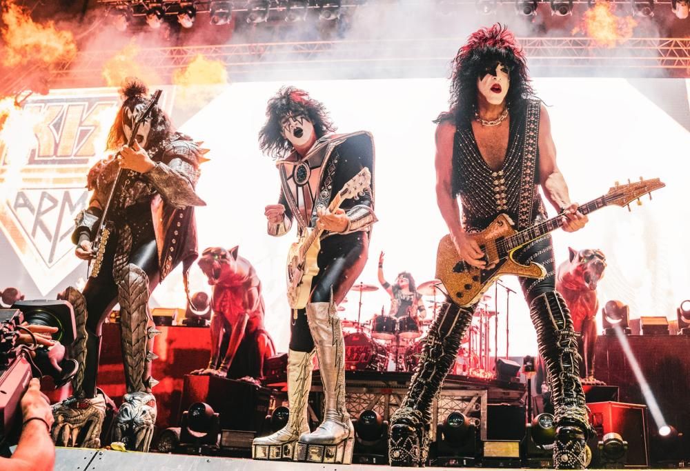 KISS: le foto più belle e la scaletta del concerto a Lucca Summer Festival (l’ultimo della band in Italia)
