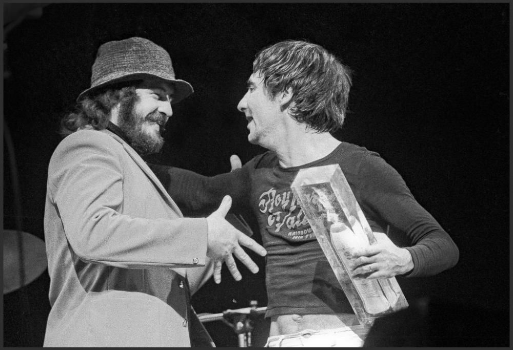 Led Zeppelin, quella volta che Keith Moon salì sul palco con la band e suonò la batteria assieme a John Bonham