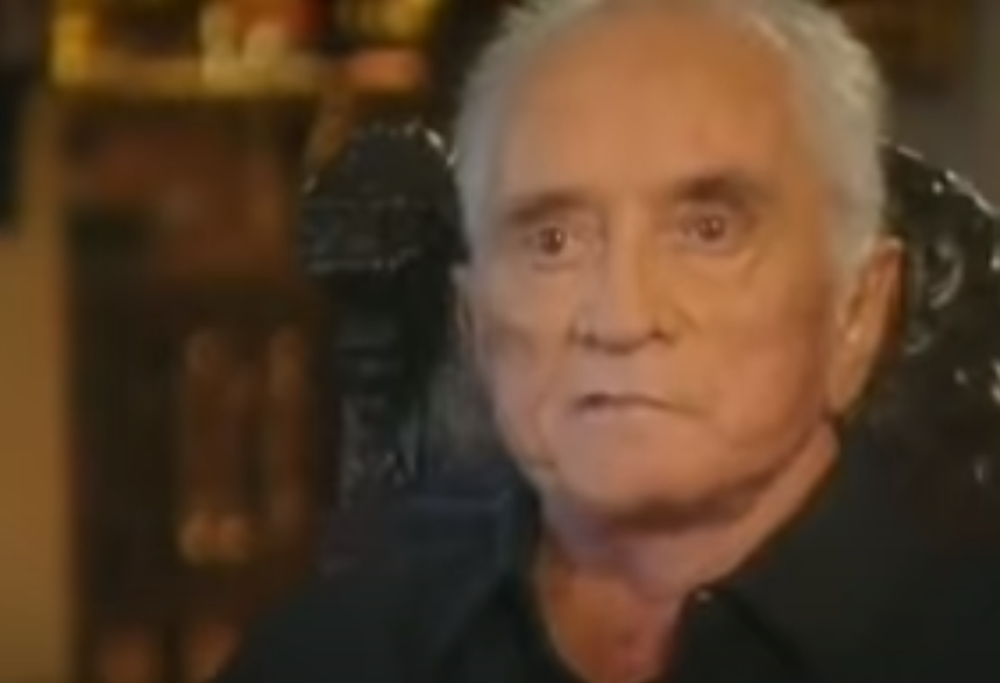 Johnny Cash, la storia della sua ultima toccante intervista: "Non ho mai permesso a nessuno di dirmi che stavo sbagliando"